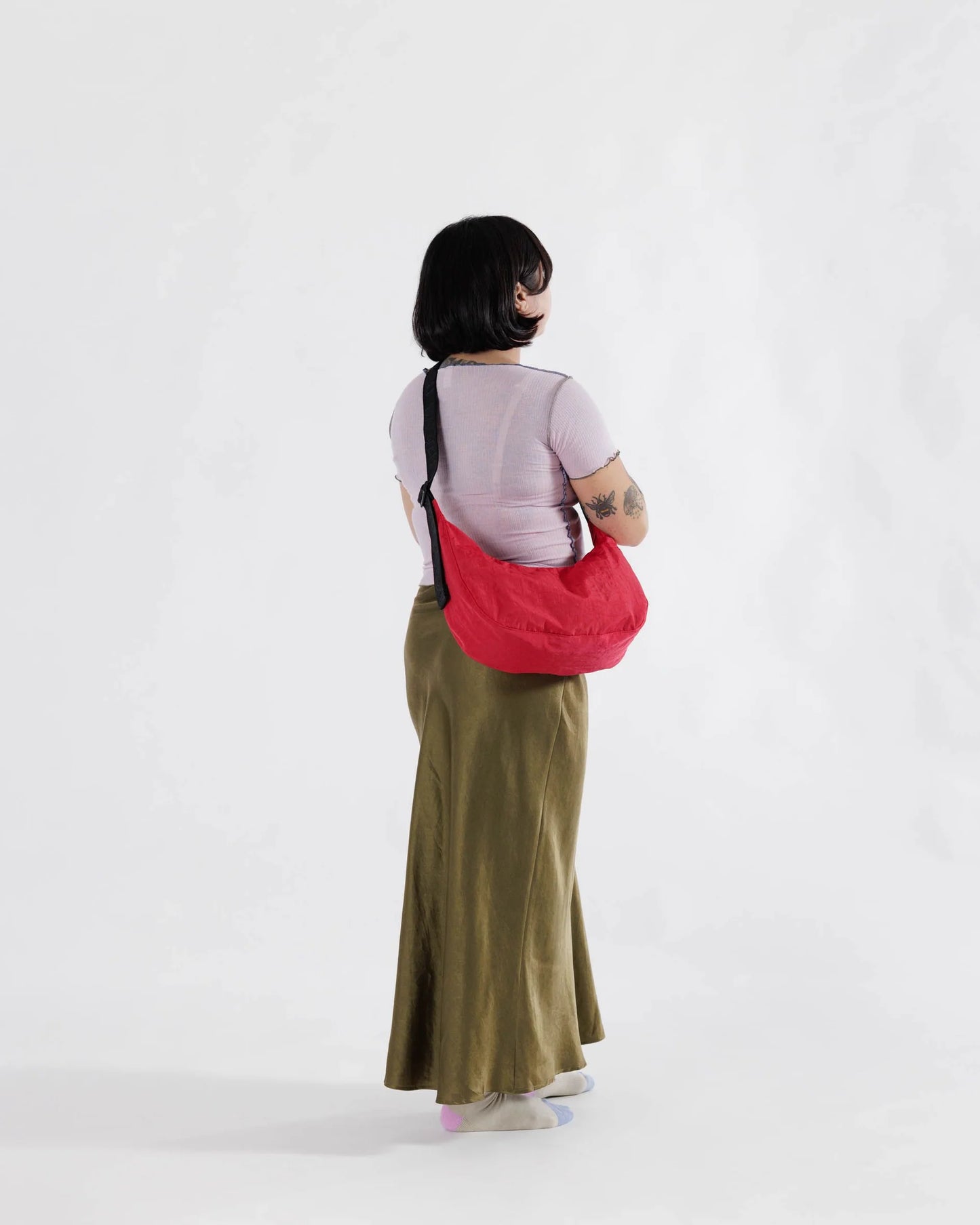Crescent Bag - Medium - Candy Apple