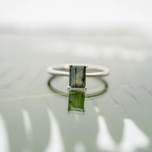 Lisa Fletcher - Ophelia Sterling Silver Ring - Labradorite