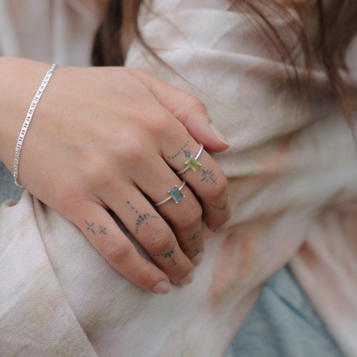 Lisa Fletcher - Ophelia Sterling Silver Ring - Peridot
