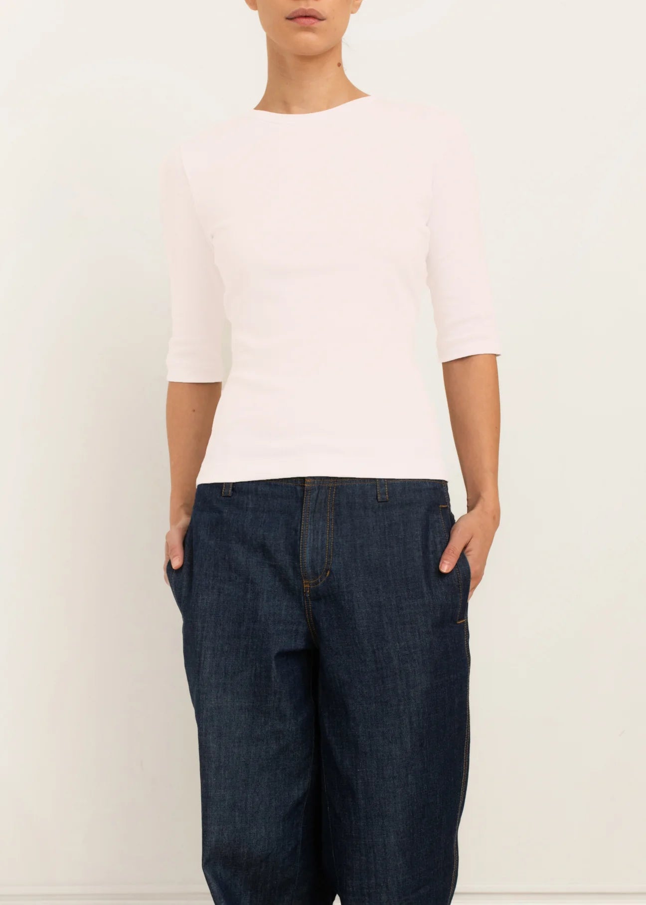 Akari top