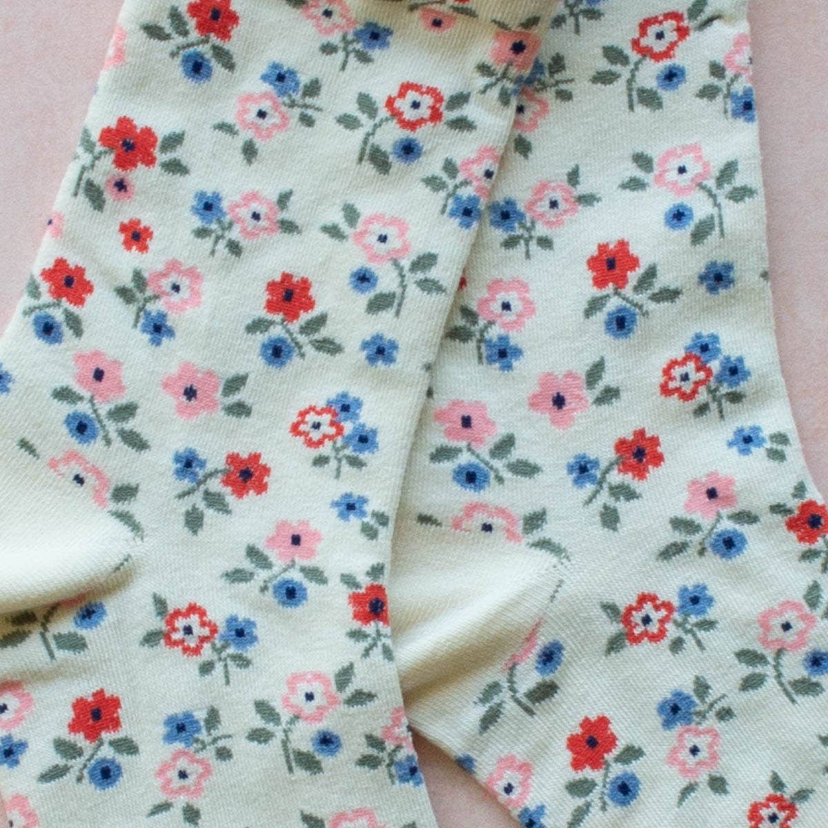 Garden Flower Socks: Pink