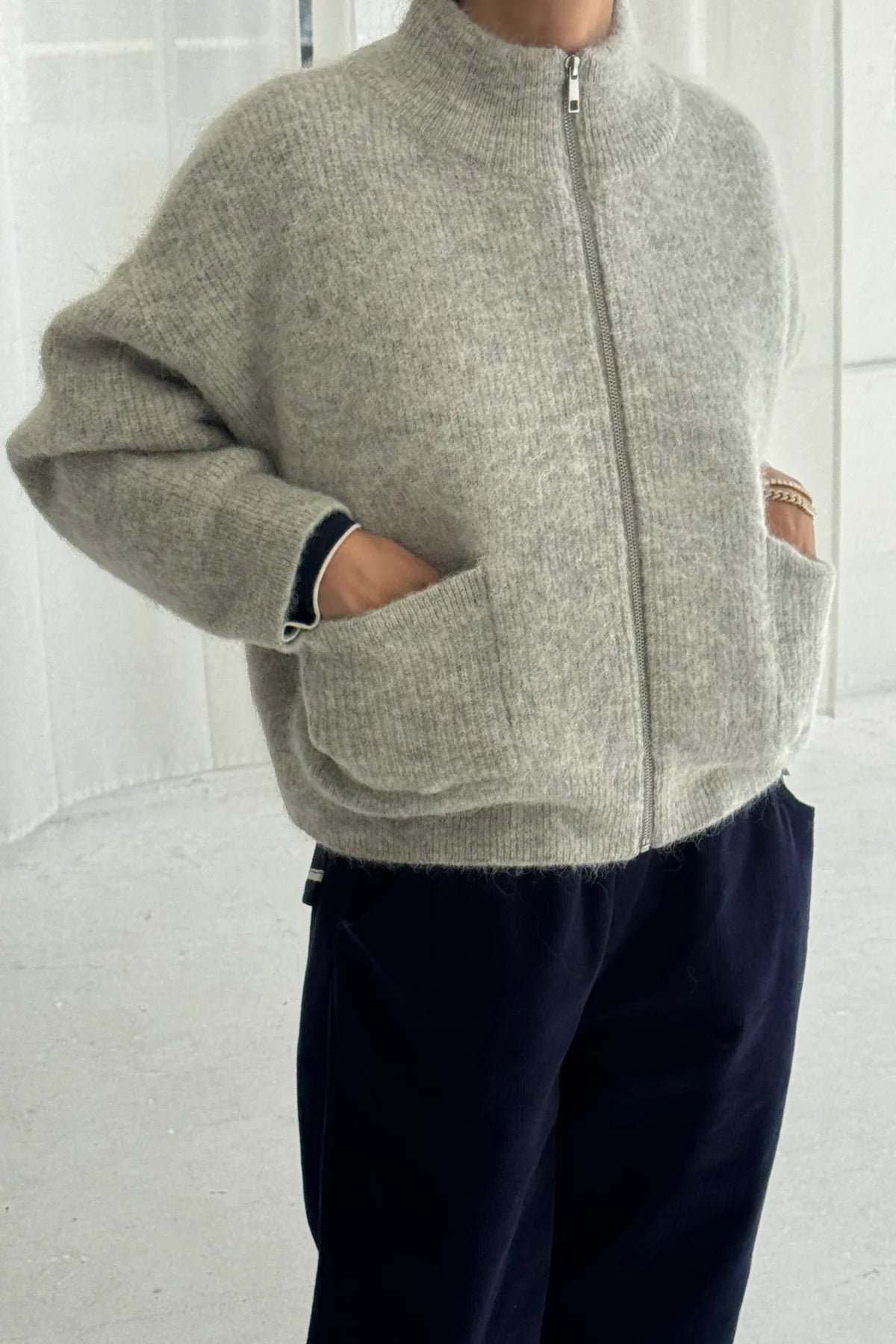 Le Bon Alpaca zip front knit