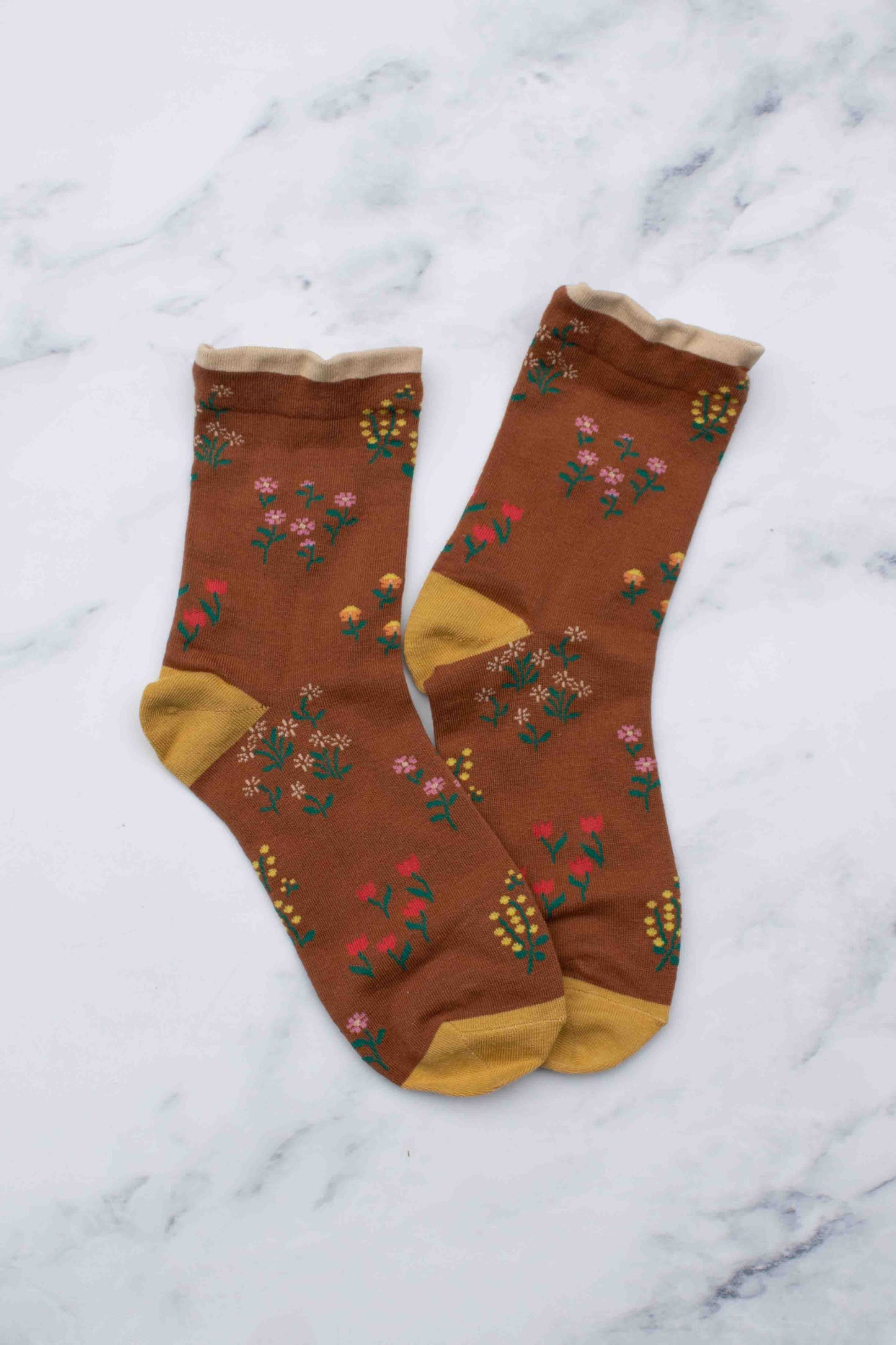 Women's Penelope Floral Casual Socks: Black/Olive