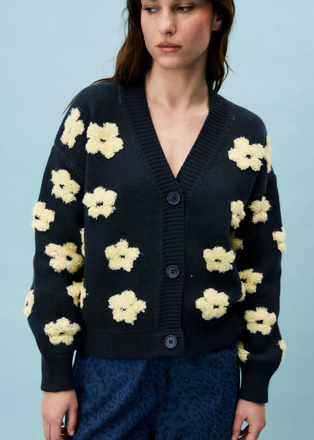 Frnch Bergenia Cardigan