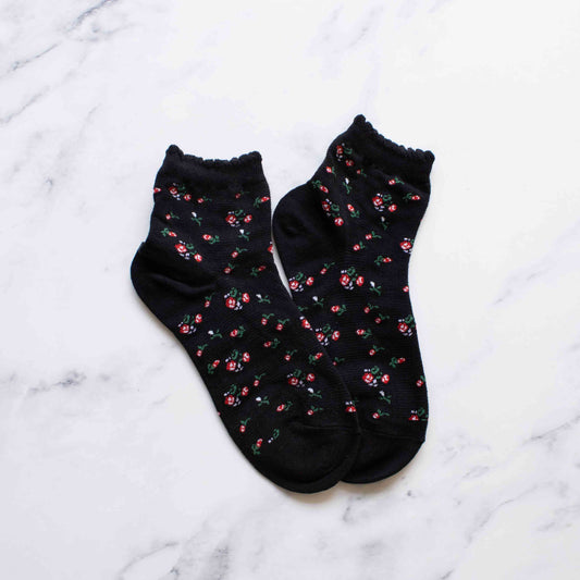 Floral Ankle Socks: Black