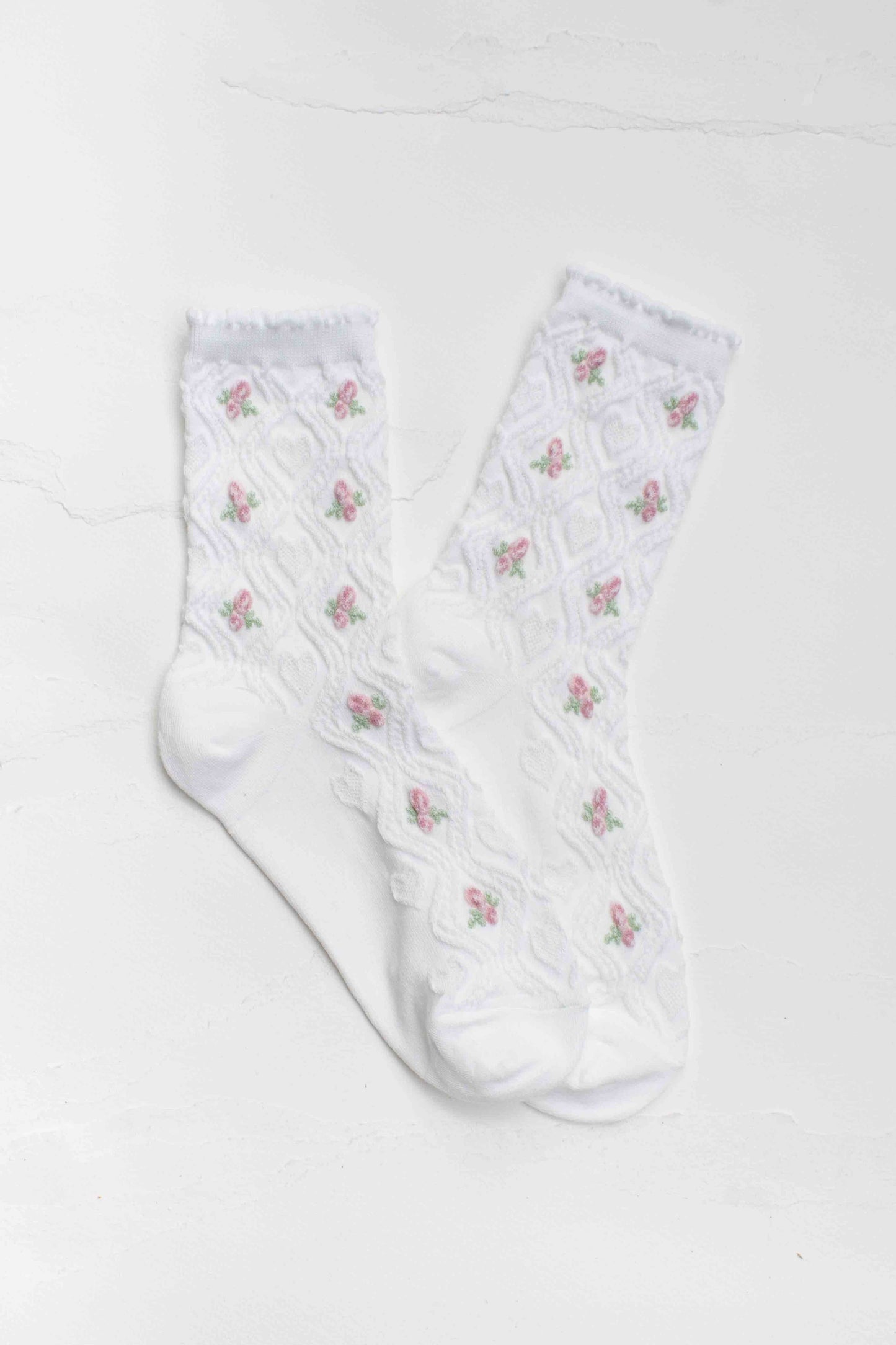 Vintage Floral Cable - White