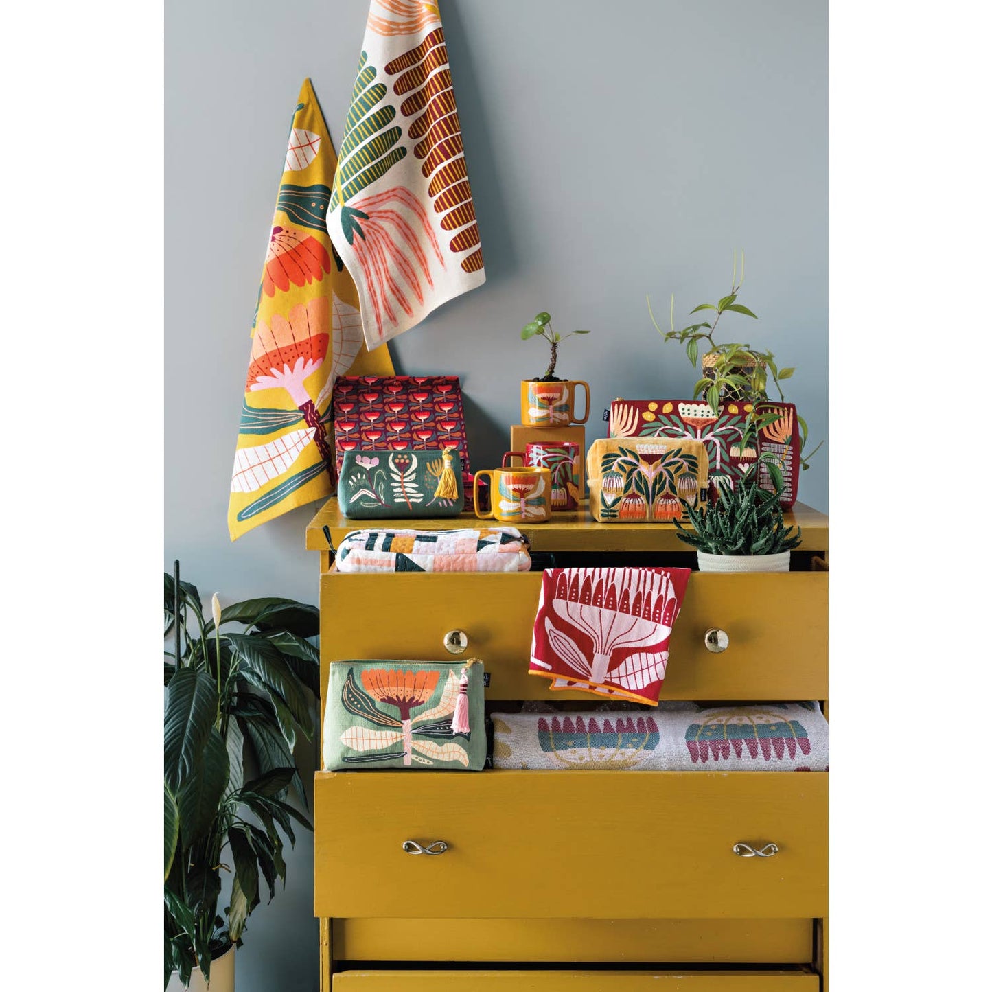 Venus Cosmetic Bag