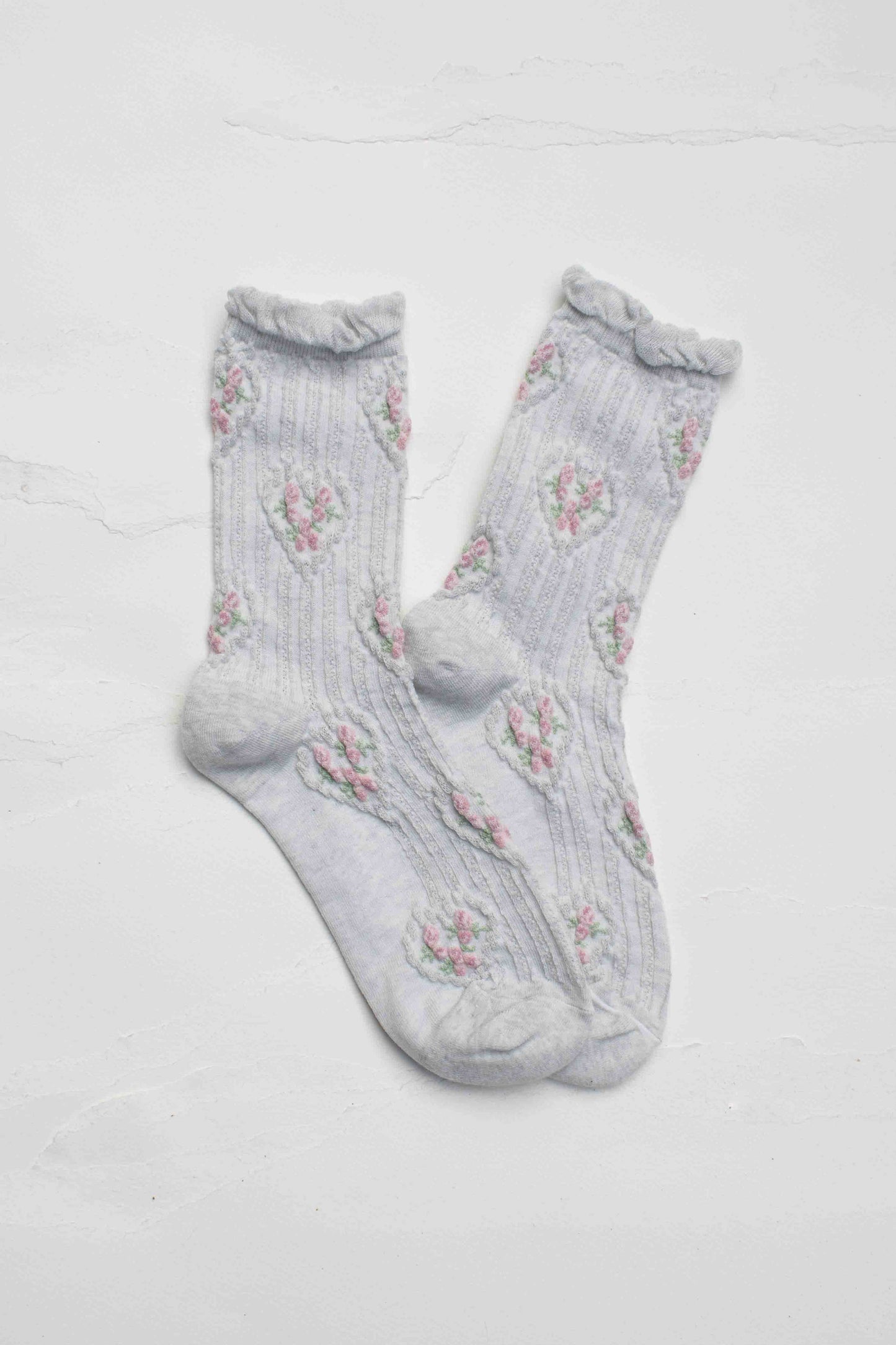 Vintage Floral Heart - Grey
