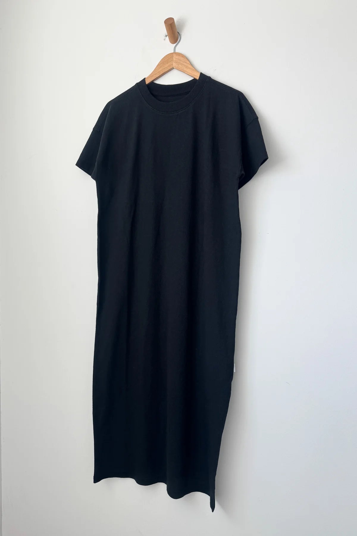Le Bon Her dress