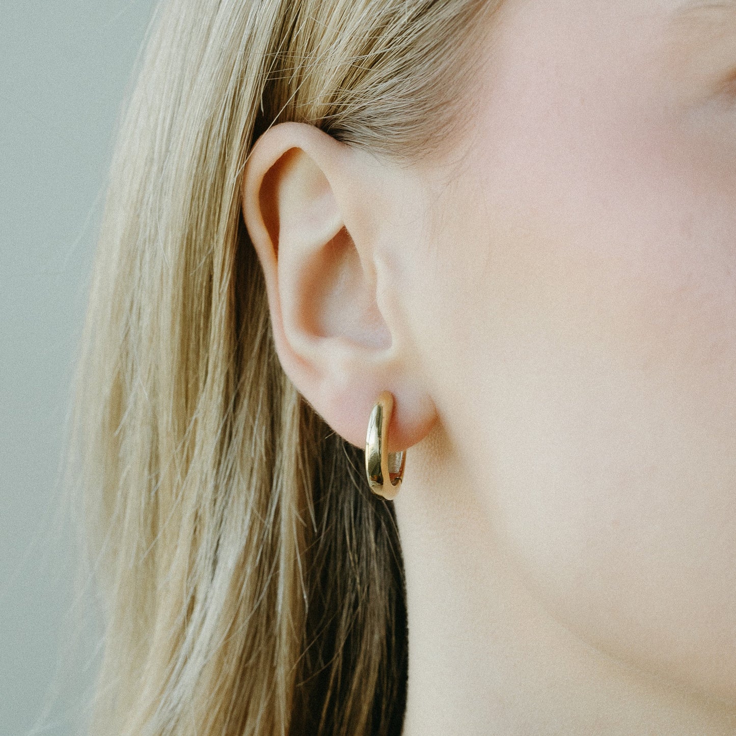 Earrings - Essential Hoops 12mm