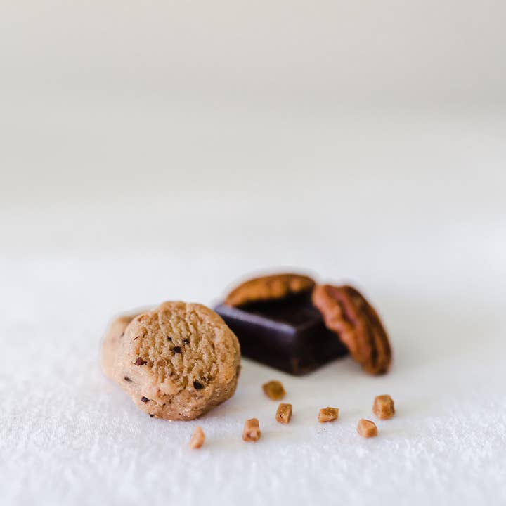 Mini Shortbread Cookies - Dark Chocolate Toffee Pecan