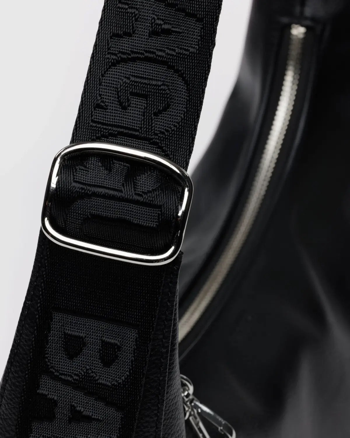 Leather Medium Crescent Bag - Black