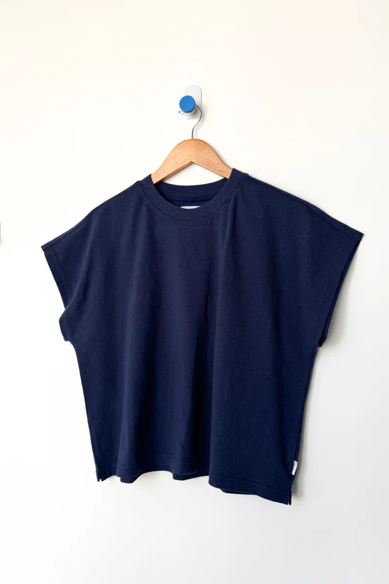 Le Bon Jeanne tee