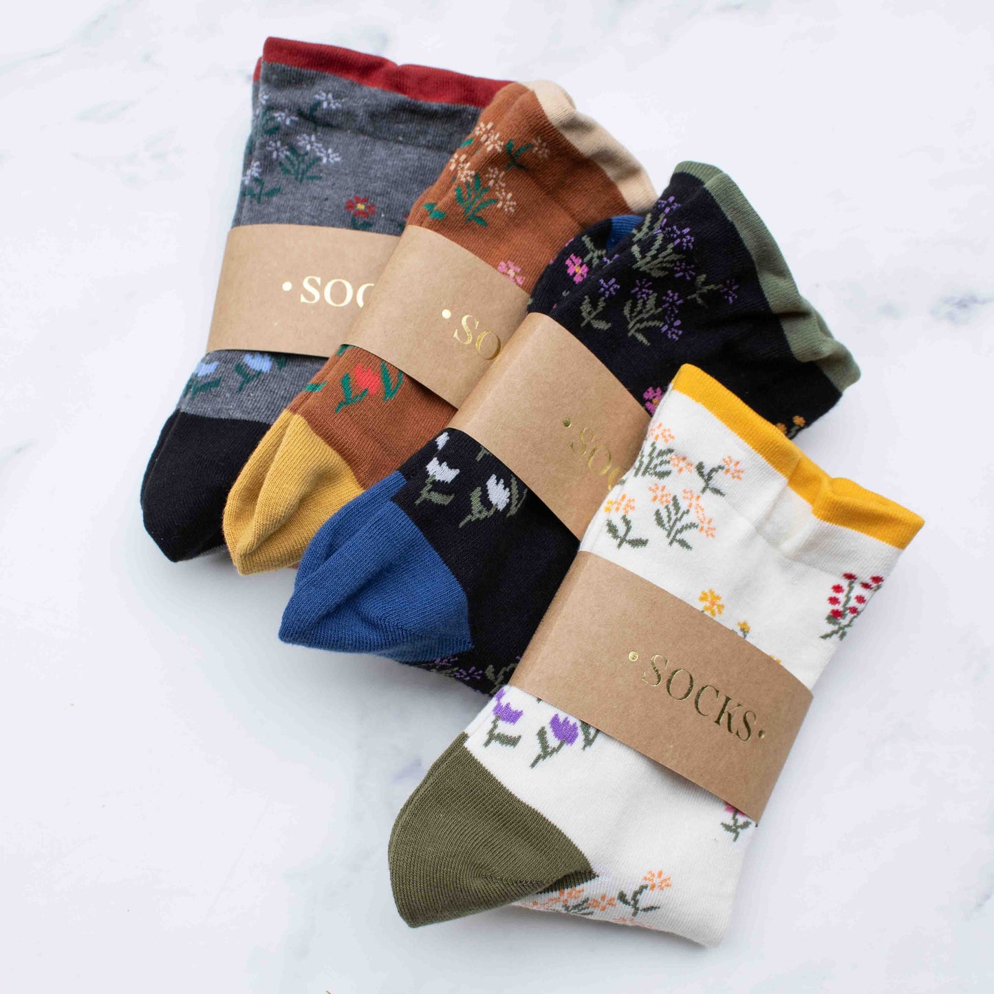 Women's Penelope Floral Casual Socks: Black/Olive