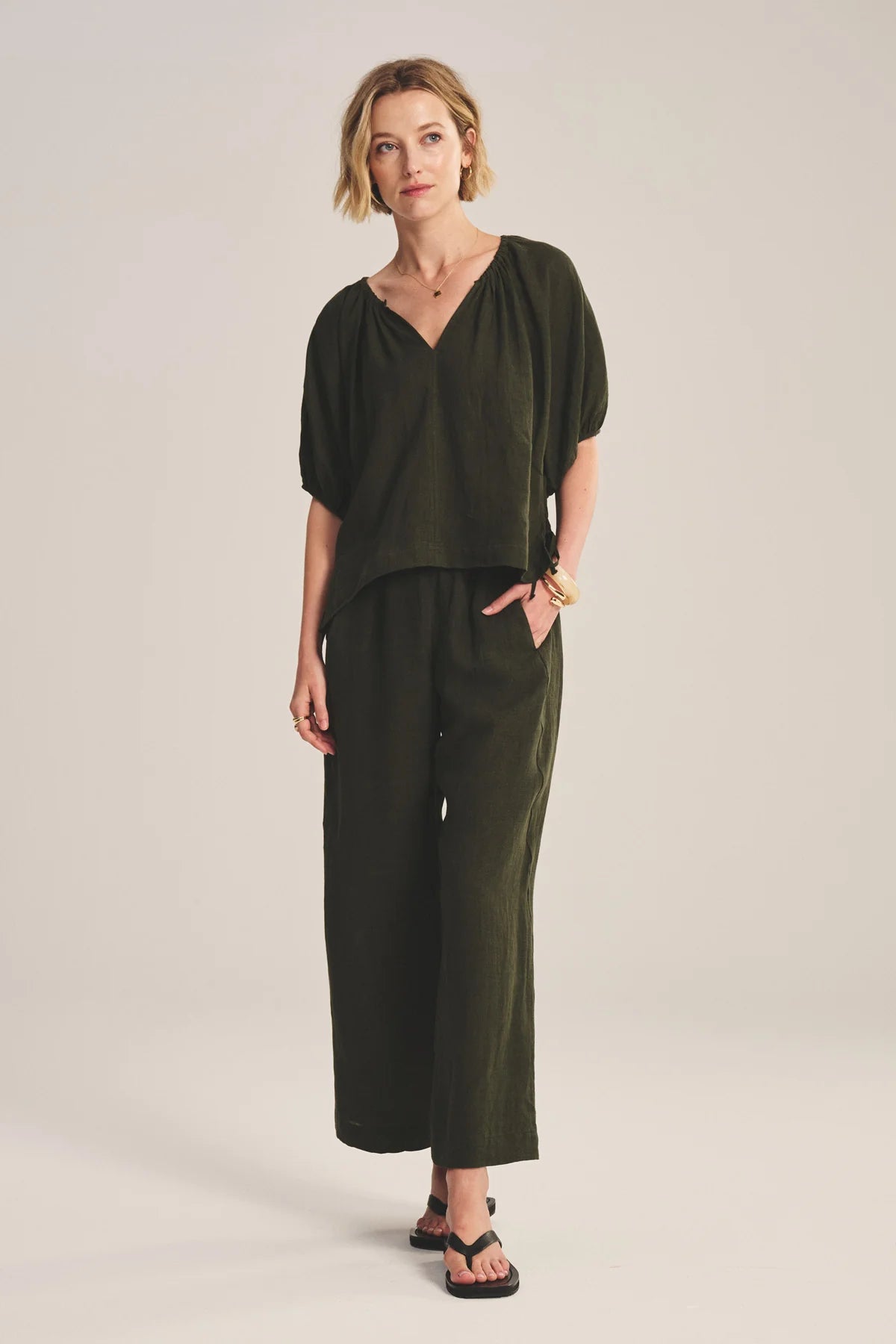 Velvet Lola Woven Linen Pant
