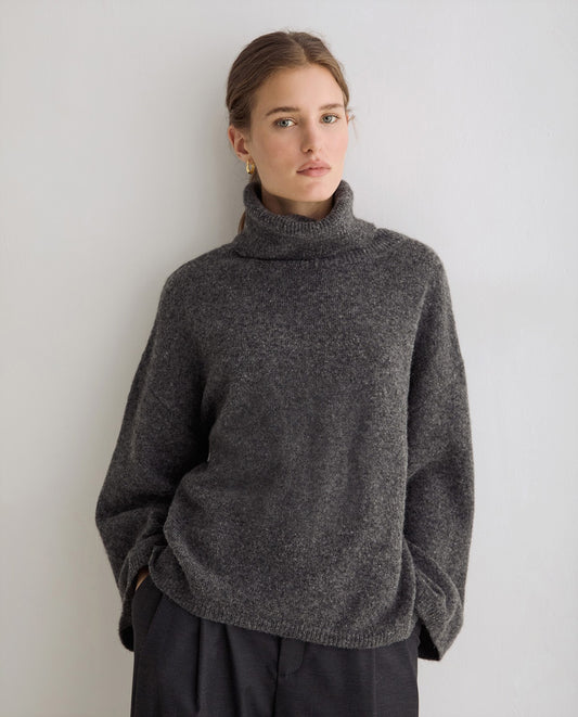 Yerse Oversize Turtleneck